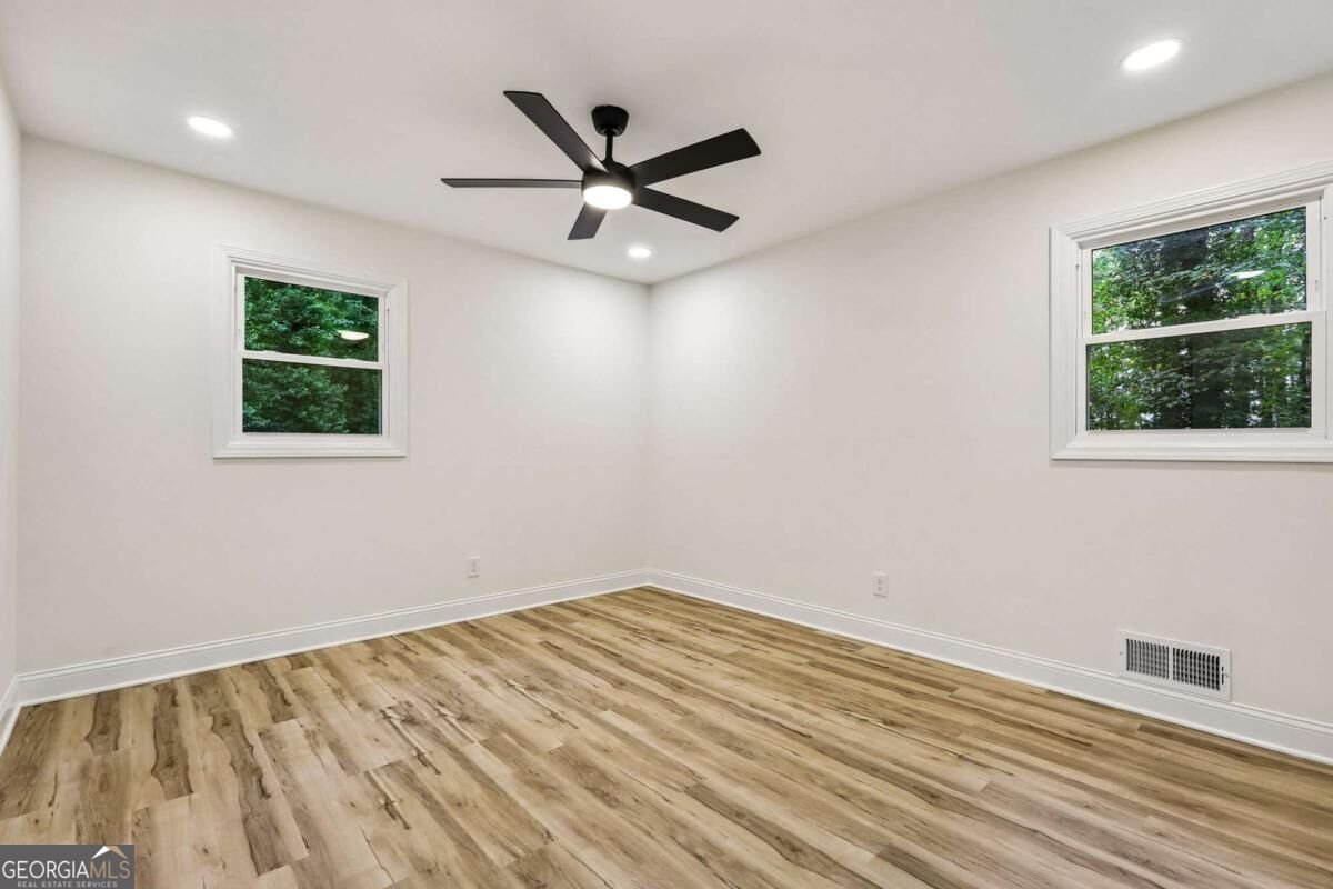 250 King Arthur Drive Woodstock - Photo 13
