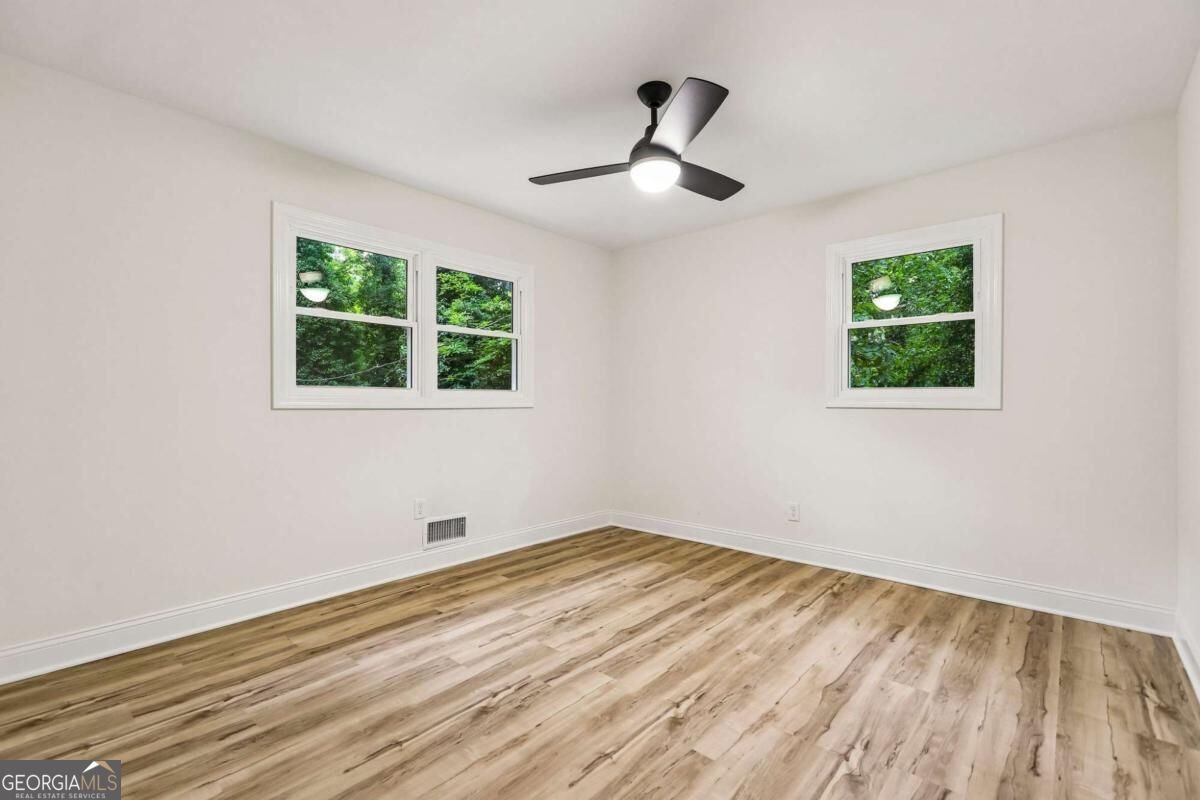 250 King Arthur Drive Woodstock - Photo 17
