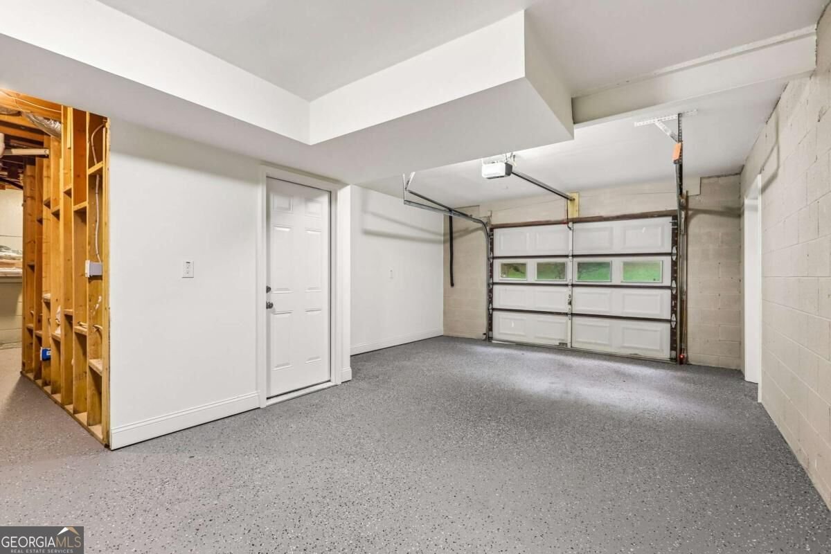 250 King Arthur Drive Woodstock - Photo 24