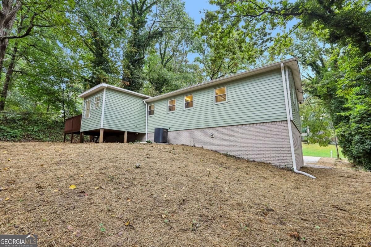 250 King Arthur Drive Woodstock - Photo 30