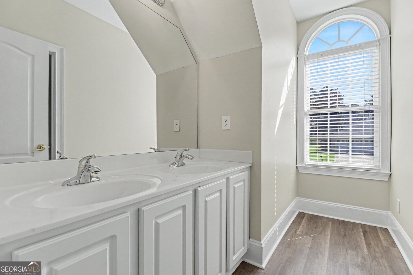 2260 Misty Oaks Drive Buford - Photo 23