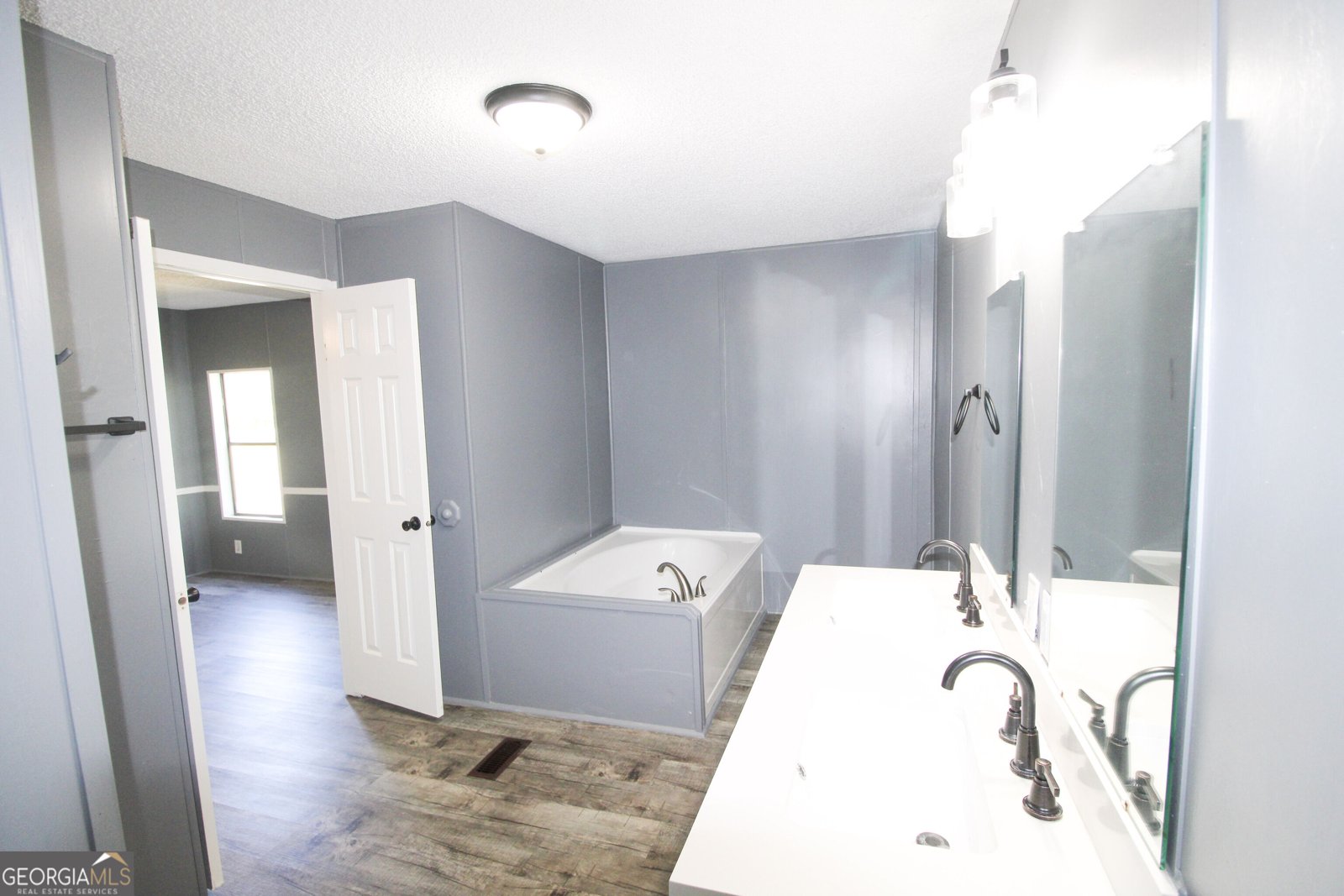 521 Pine Needle Drive Ellabell - Photo 11