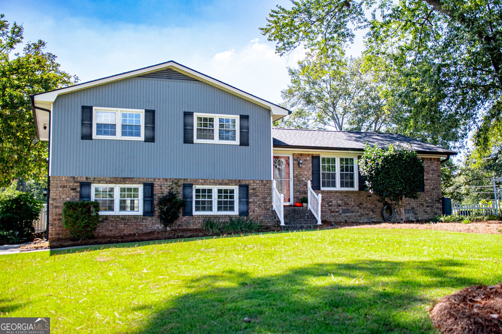 105 Kathy Lane Carrollton - main photo