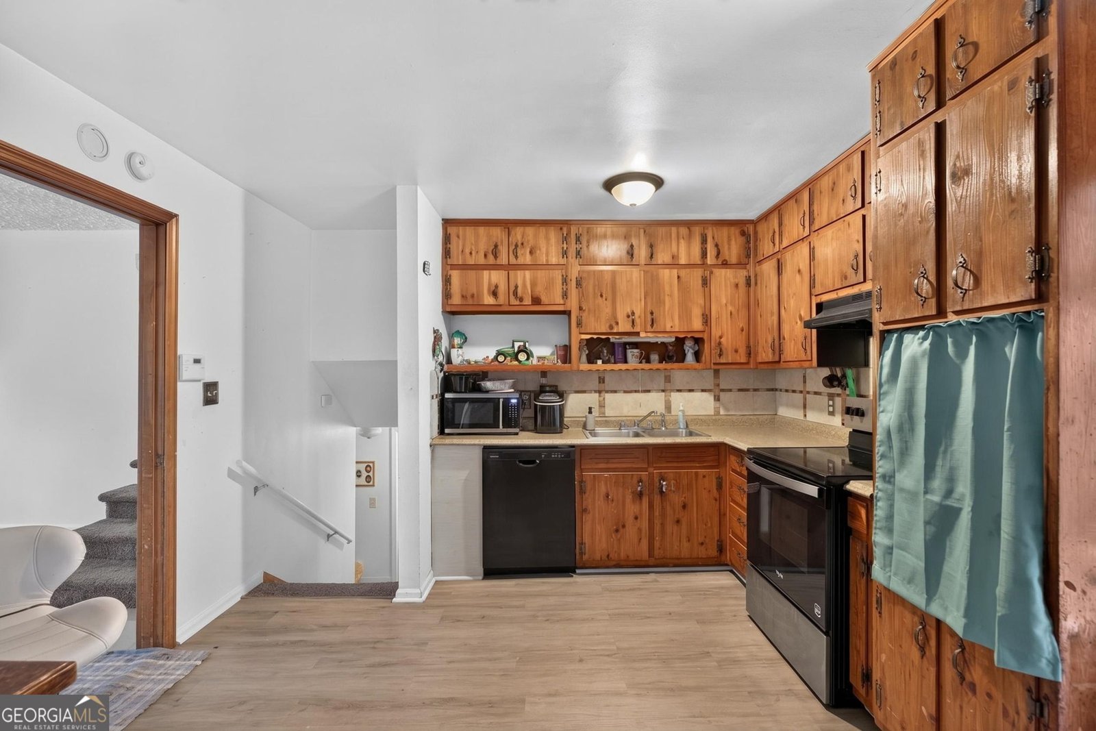 5918 Pinecreek Road Forest Park - Photo 6
