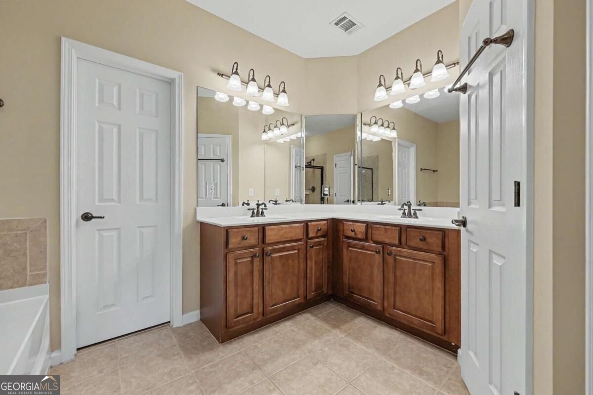 3107 Deercrest Court Cumming - Photo 17