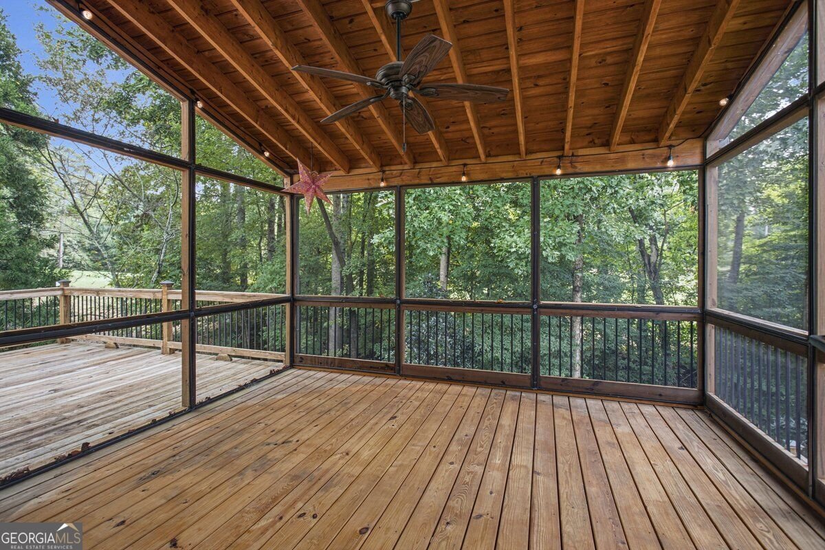 8156 Links Drive Covington - Photo 12