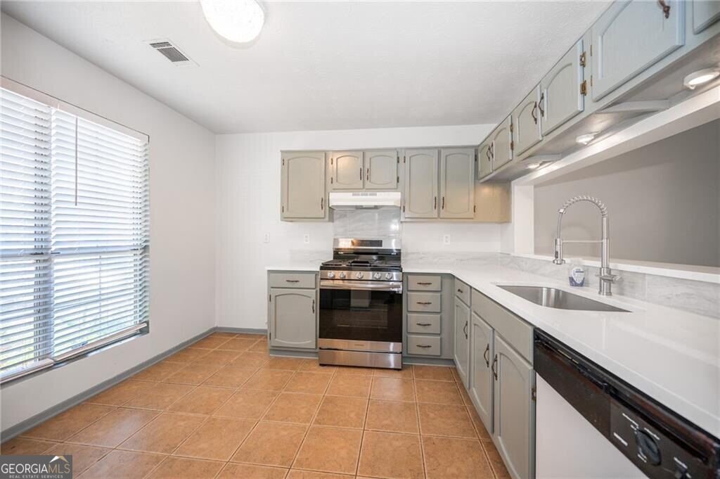 1497 Kilmuir Way Stone Mountain - Photo 6