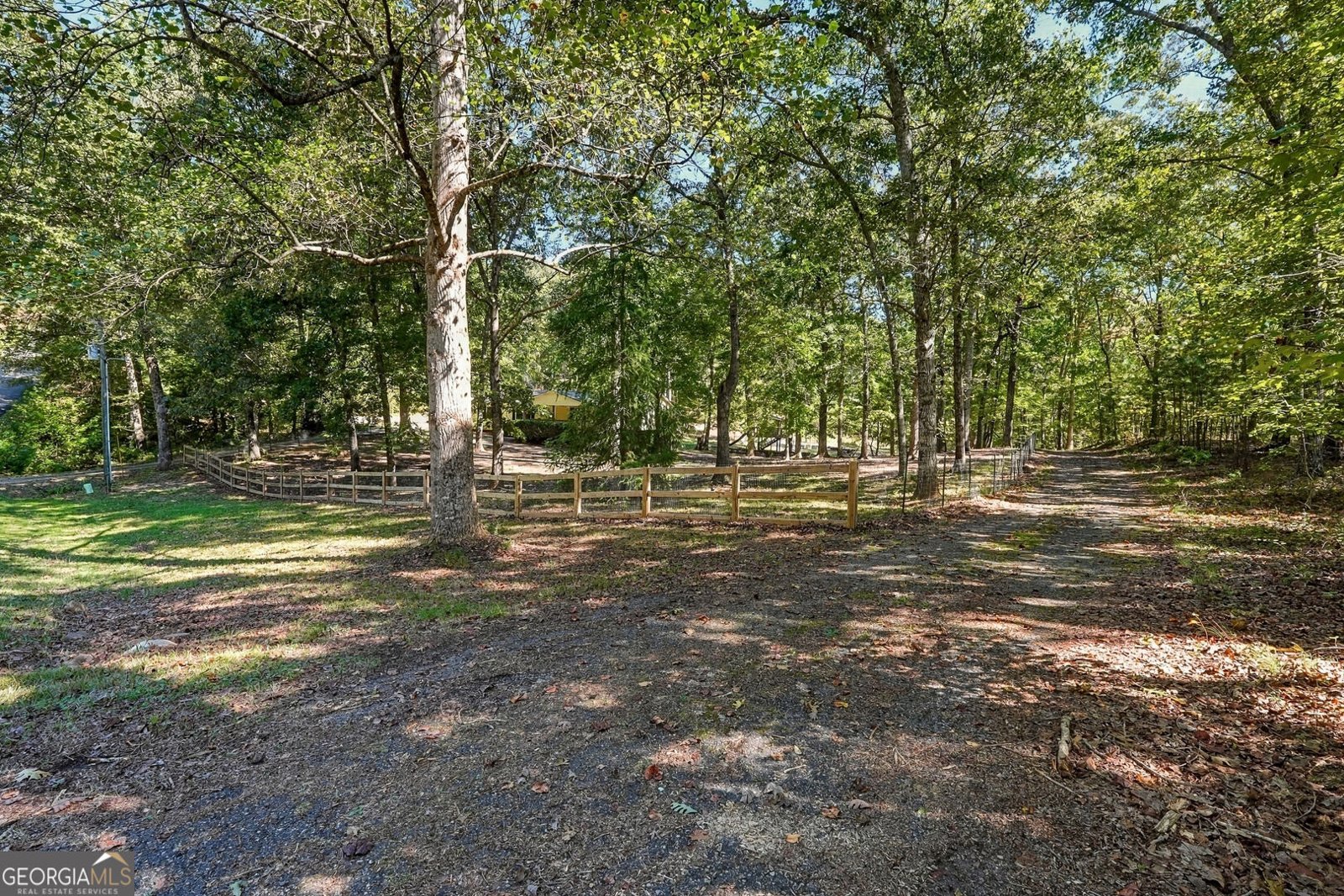 660 Sutallee Ridge Trail White - Photo 43