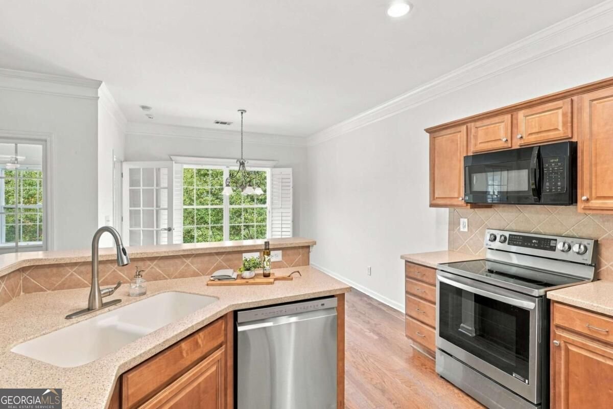129 Holiday Road Buford - Photo 11