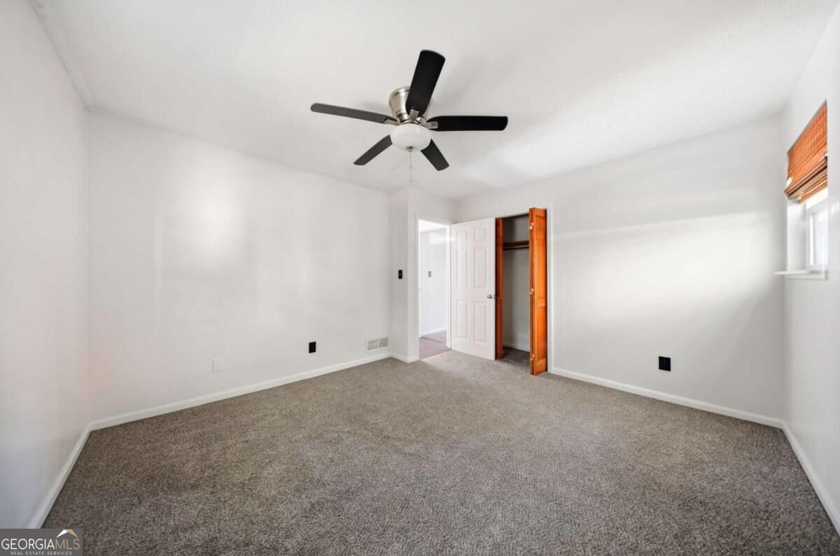 5966 Hilltop Drive Douglasville - Photo 11