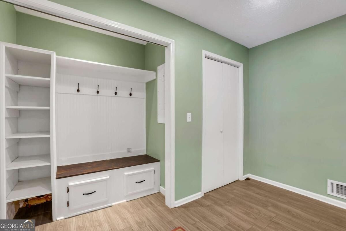 4729 Mockernut Court Lilburn - Photo 18