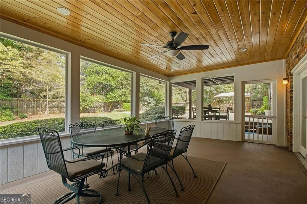 4301 Huntington Circle Dunwoody - Photo 32