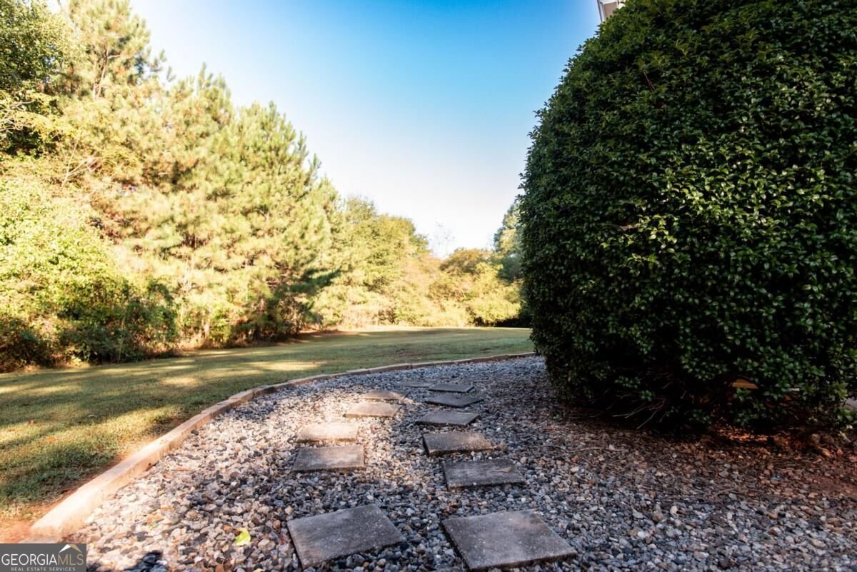 1650 Amalie Drive Statham - Photo 24