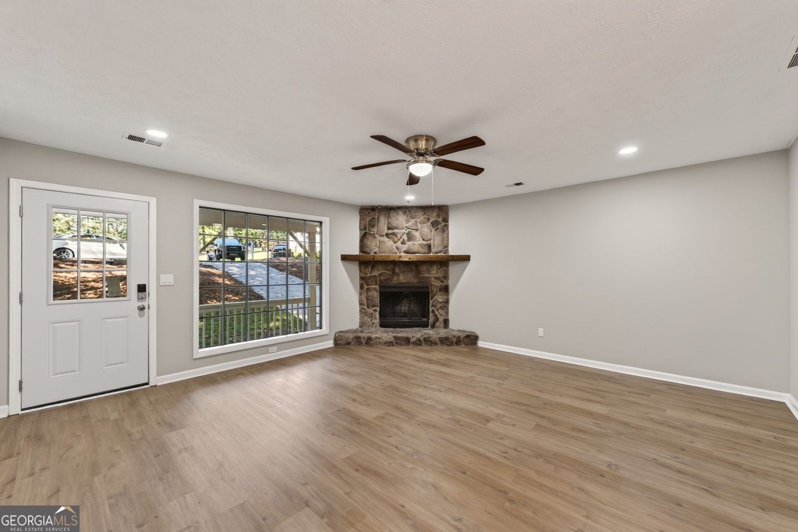 1686 Ember Way Snellville - Photo 7