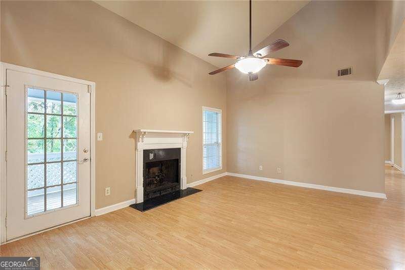 4080 Riverlook Parkway Marietta - Photo 8