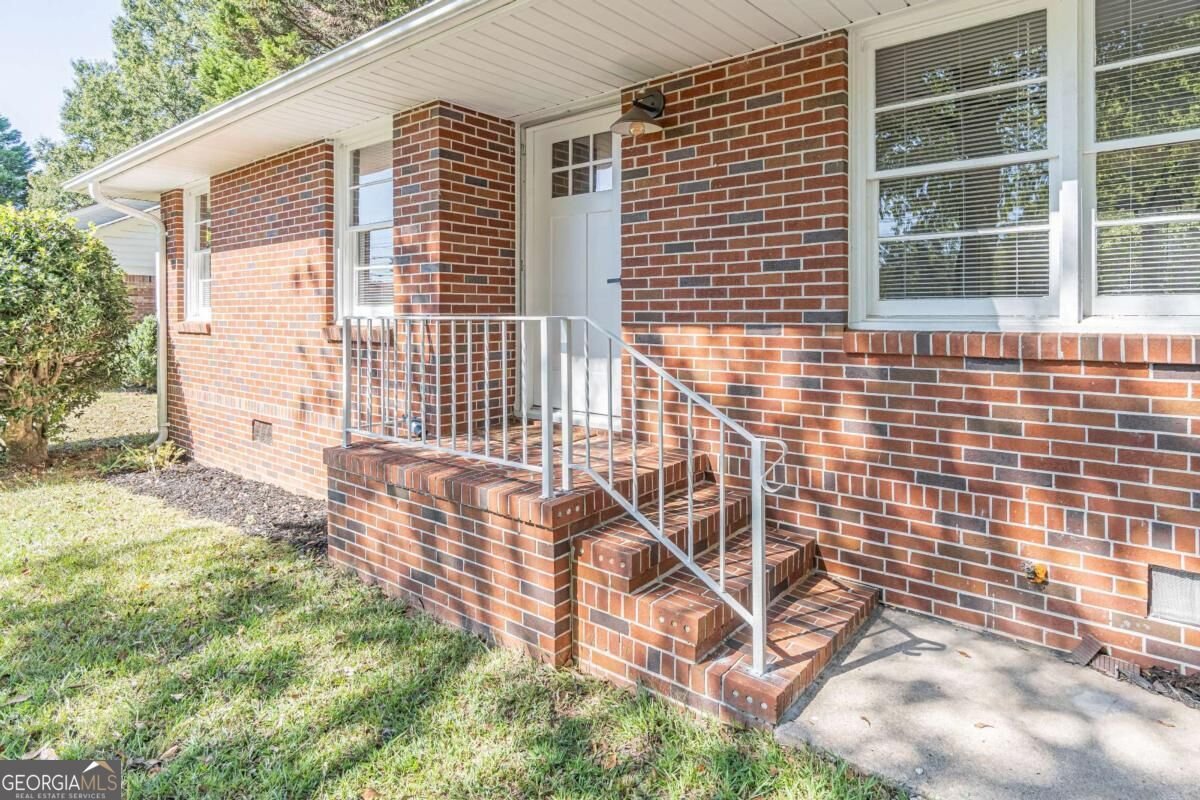 264 East Broad Street Winder - Photo 8