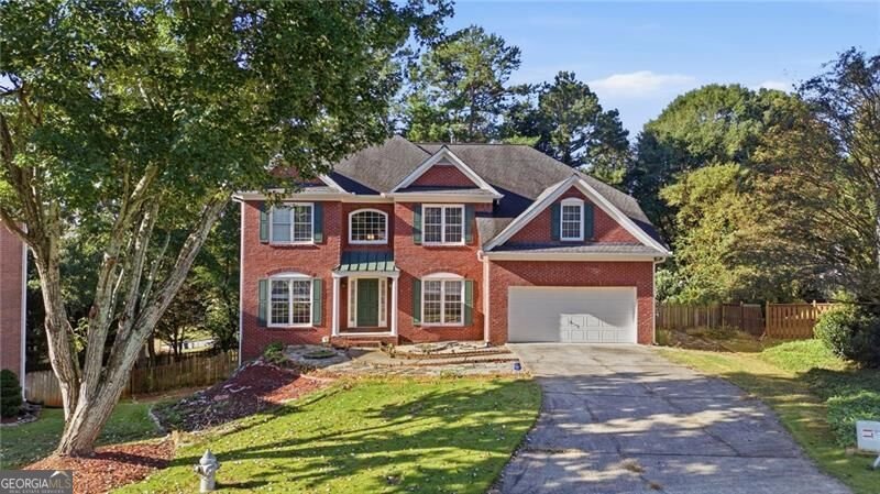 1832 Shores Ridge Court Suwanee - main photo