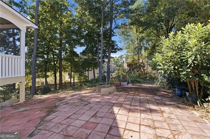 1832 Shores Ridge Court Suwanee - Photo 33