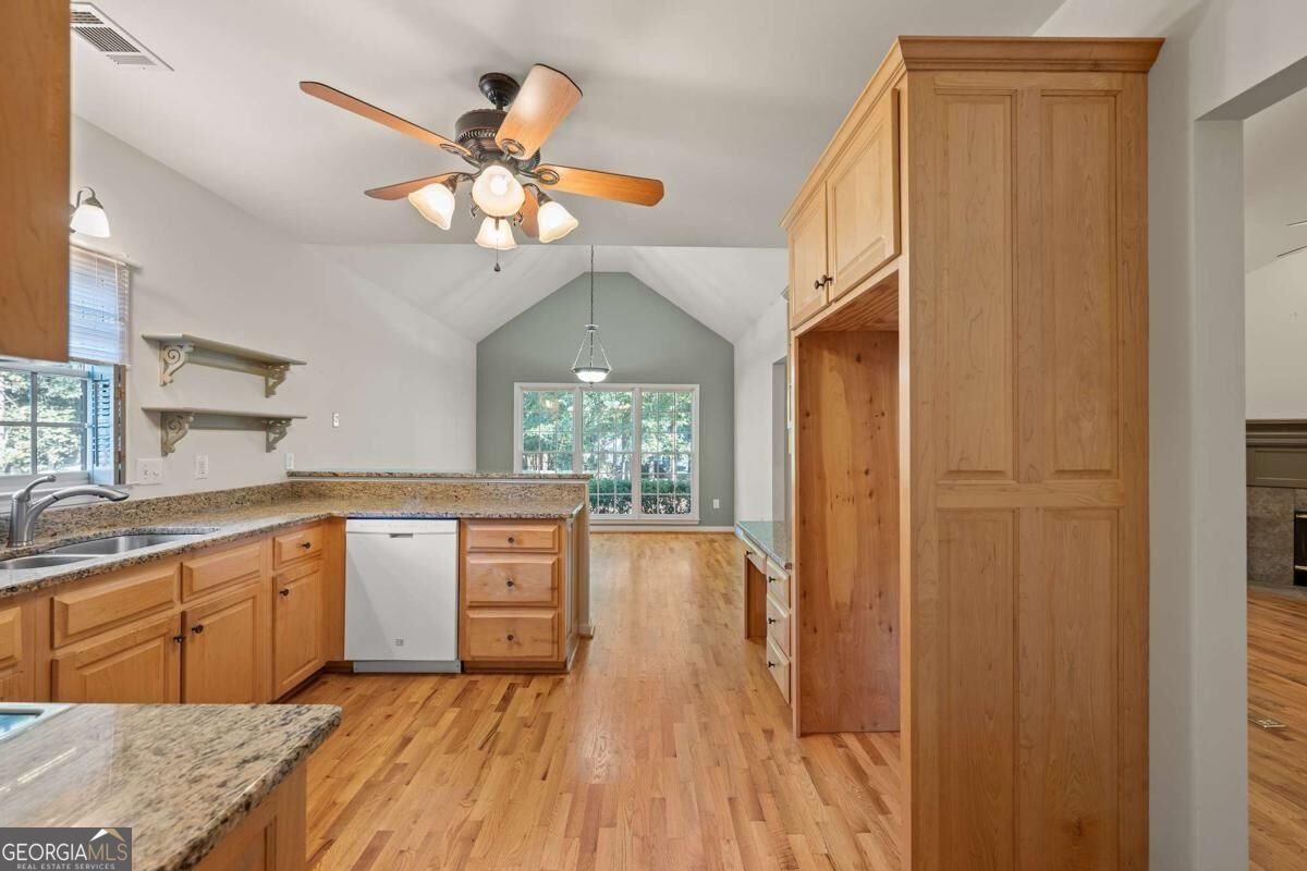 220 Meadow Creek Drive Athens - Photo 6