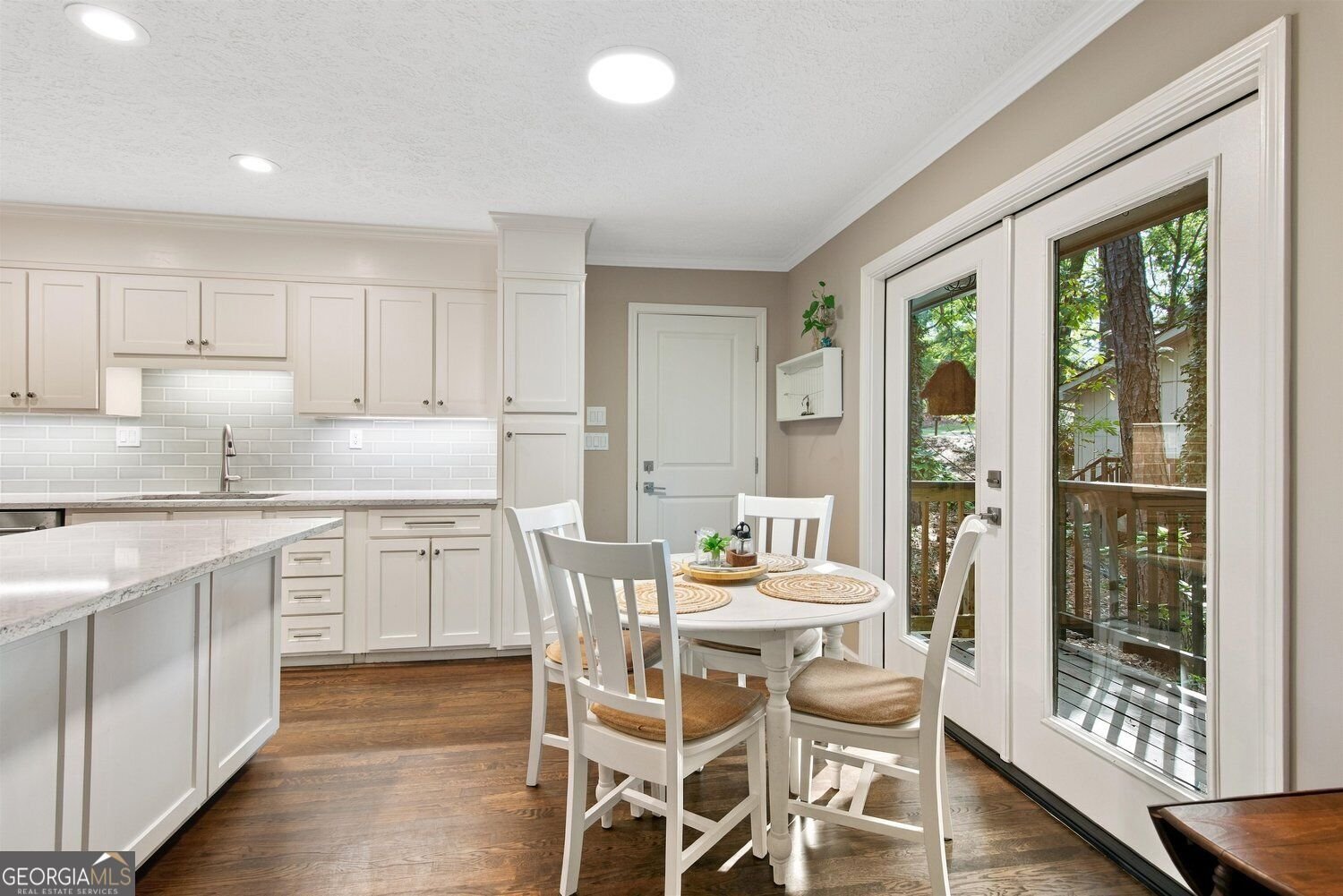 9270 Lake Drive Roswell - Photo 9