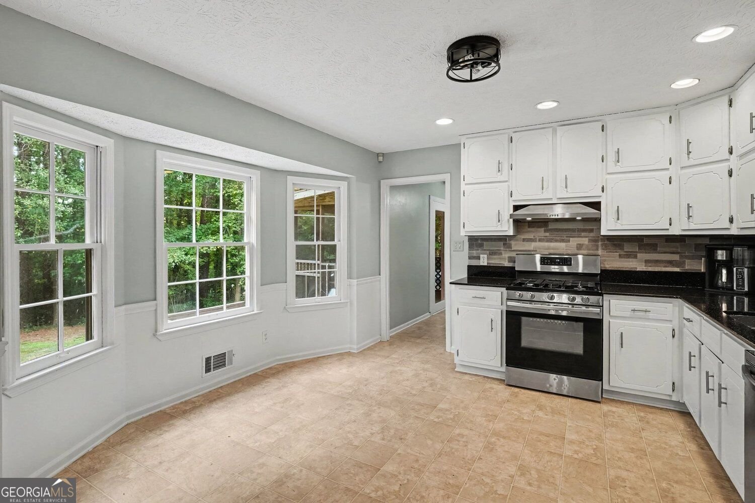 55 Southlake Lane McDonough - Photo 16