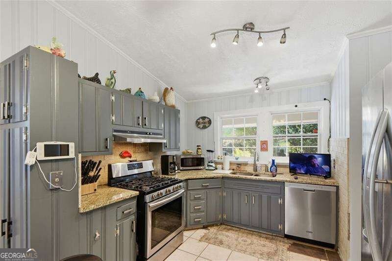 6810 Sunny Brook Lane Sandy Springs - Photo 16