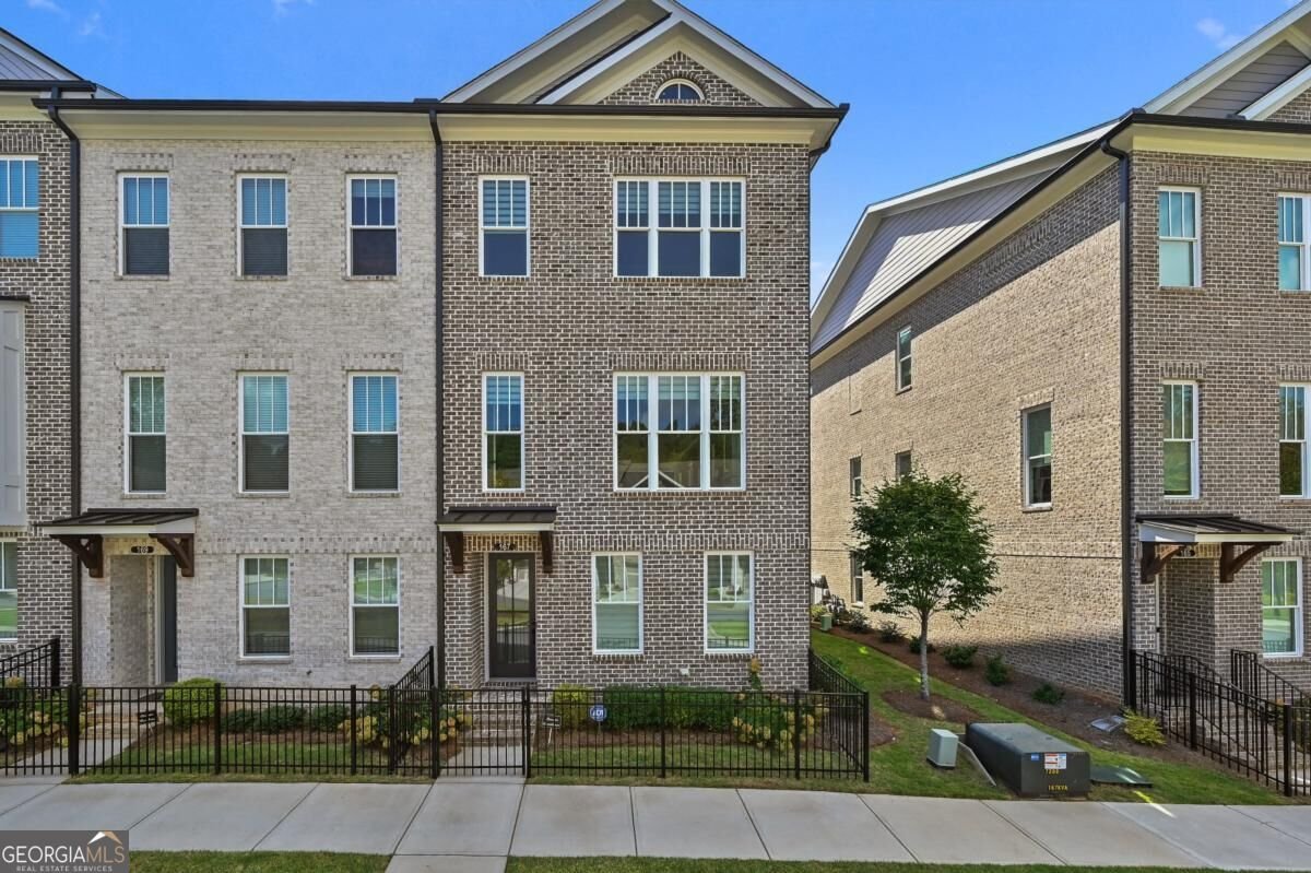 167 Wards Crossing Way Johns Creek - main photo