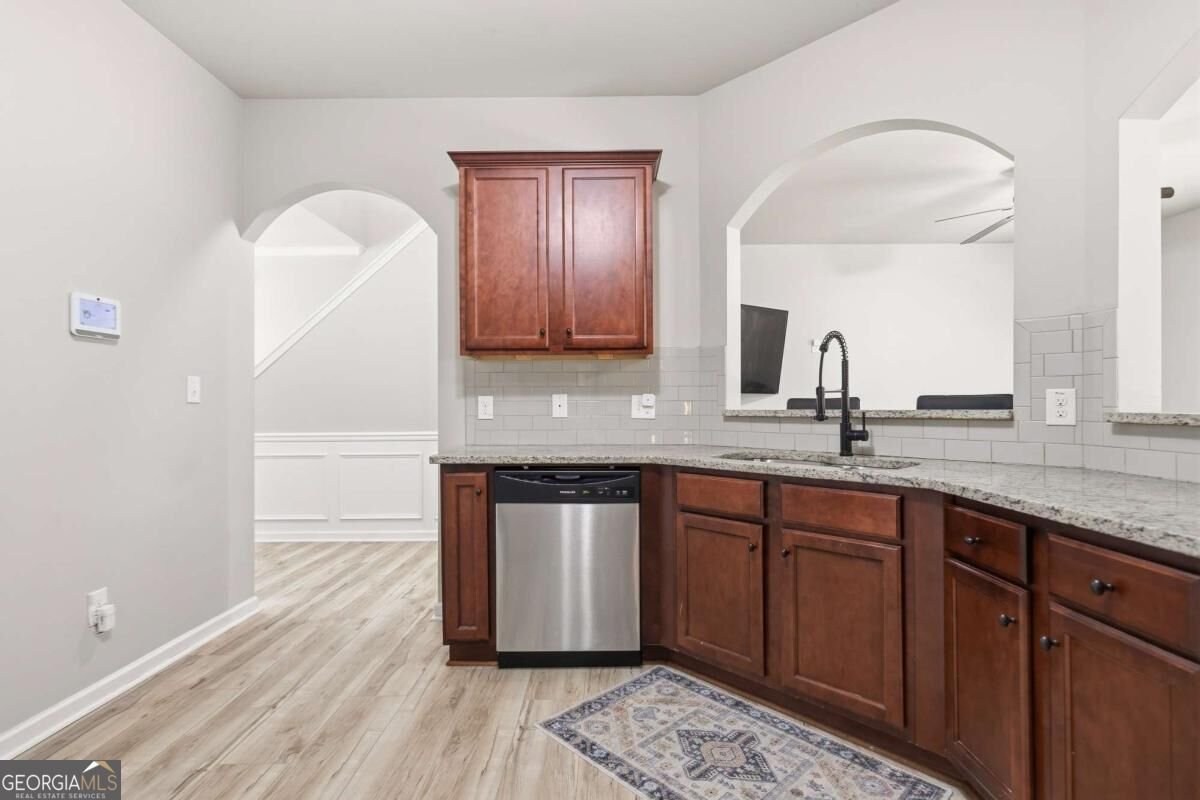 5497 Union Hill Court Union City - Photo 12