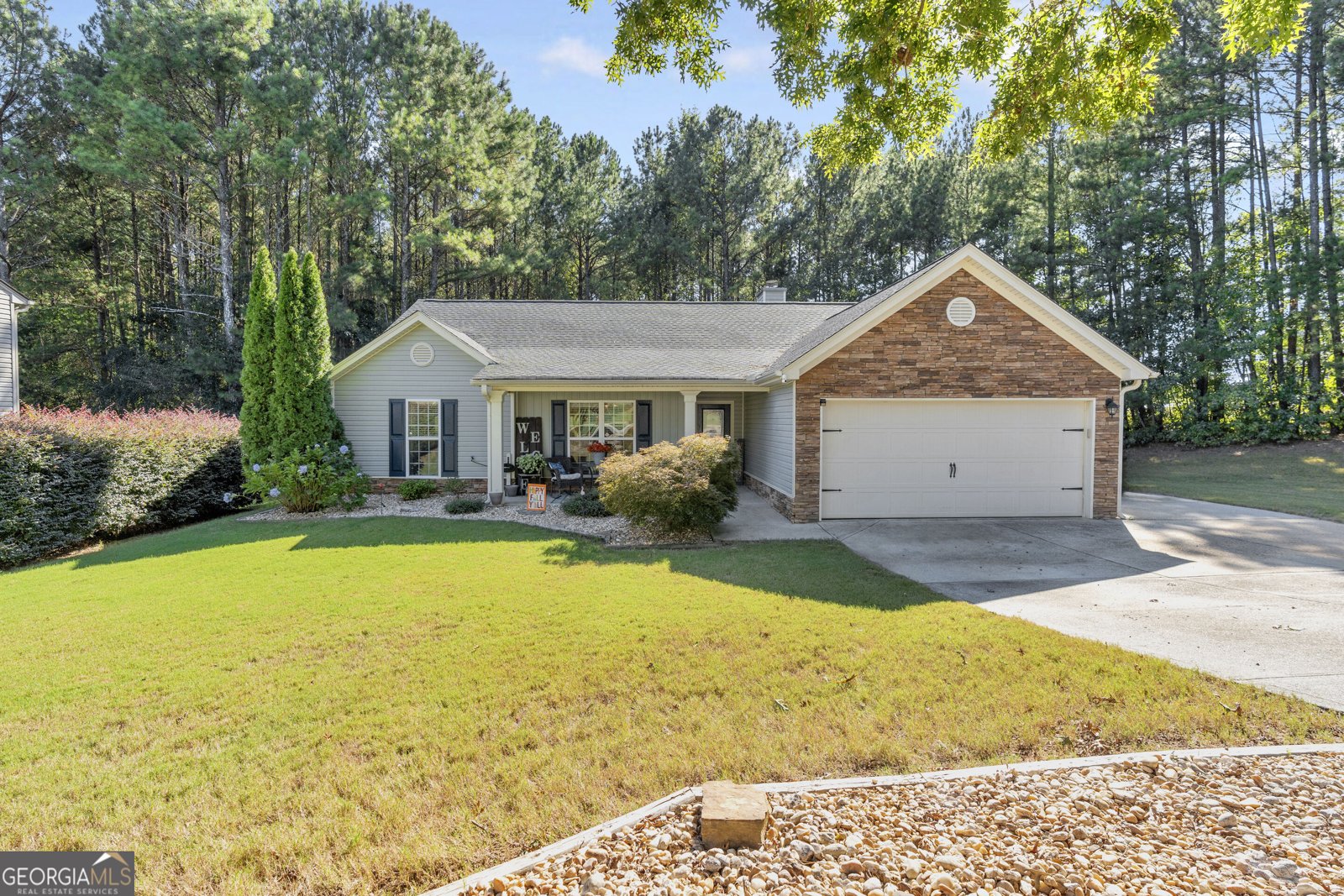 1503 Blakewood Trail Bethlehem - main photo
