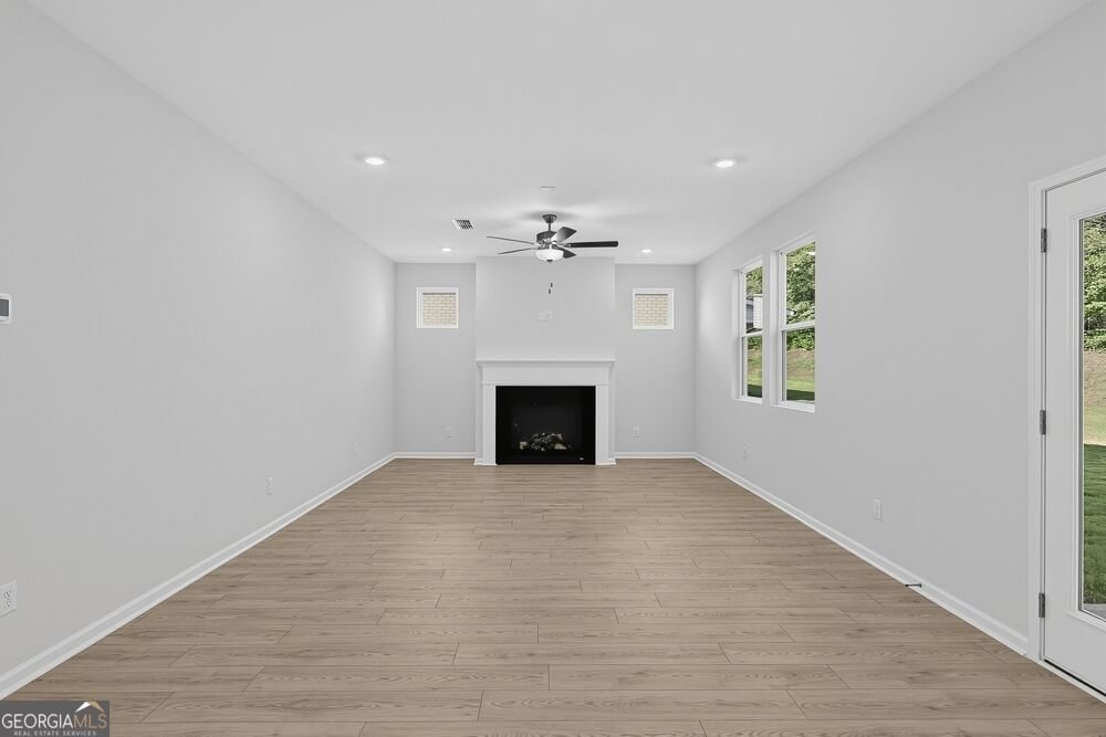 1683 Fawlocke Run Loganville - Photo 10