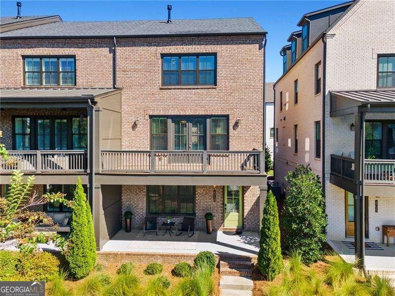 6710 Whitman Walk Alpharetta - main photo