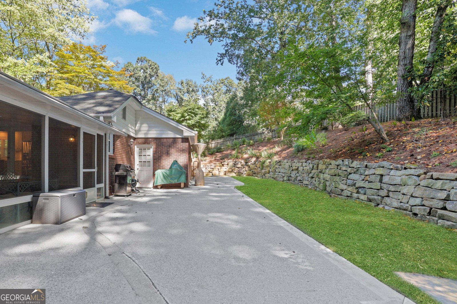 400 Hunters Glen Court Atlanta - Photo 10