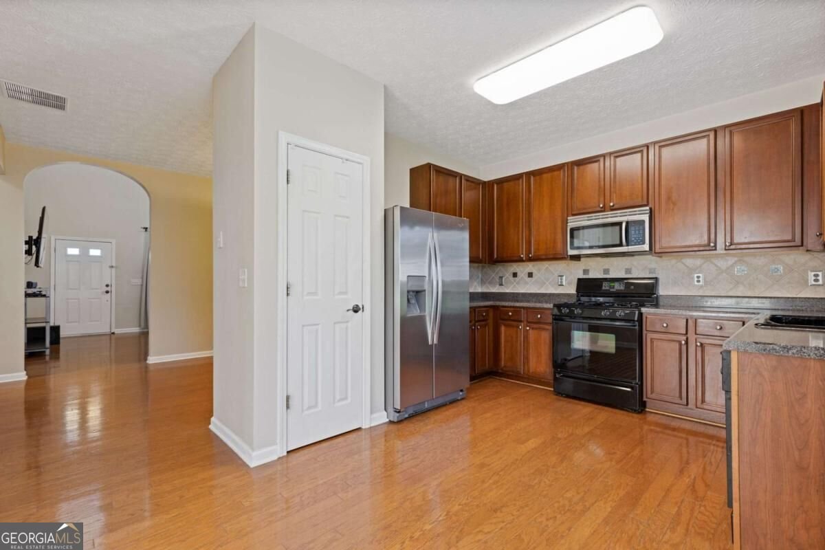 6472 Portside Way Flowery Branch - Photo 8