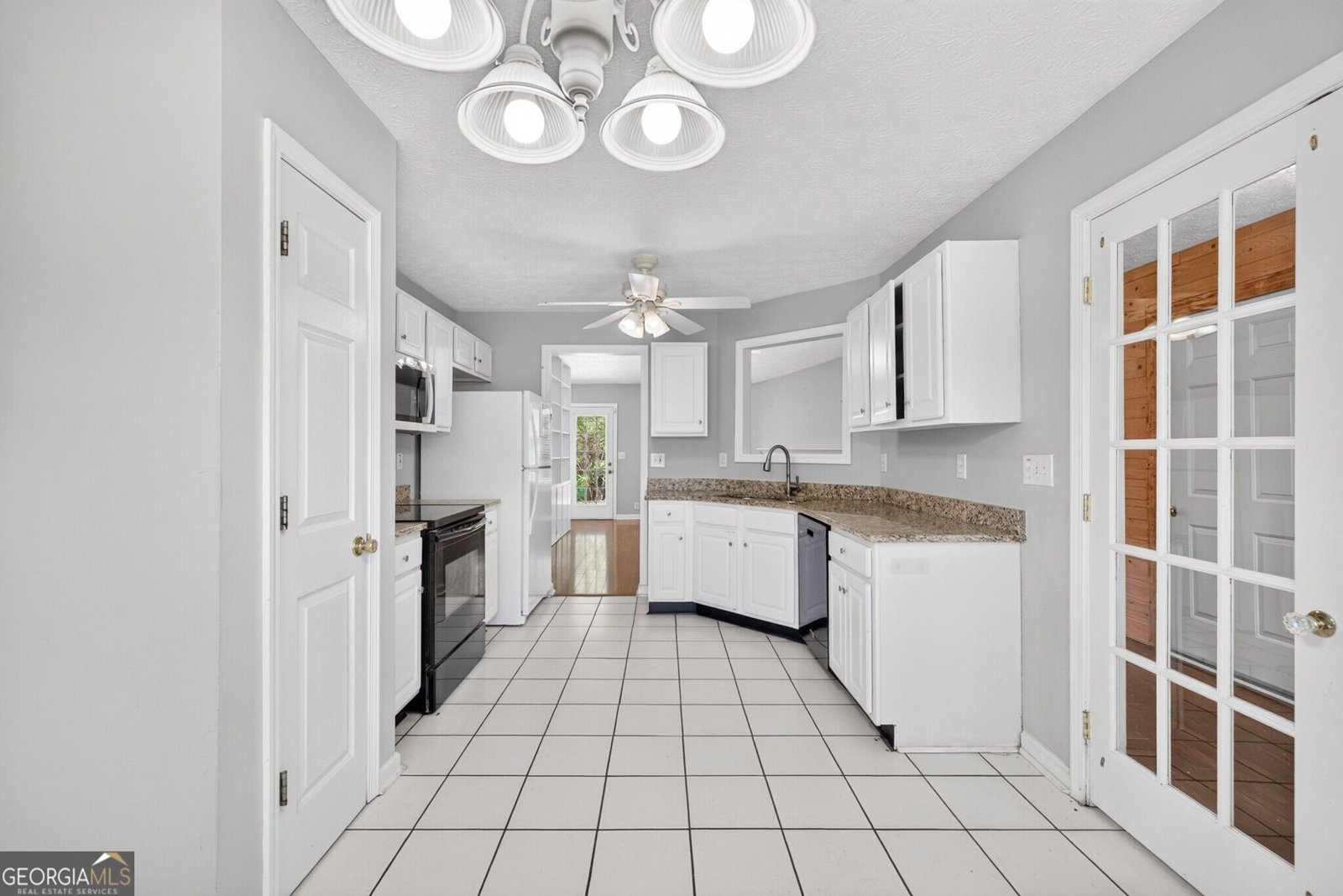 6285 Huntcliff Drive Flowery Branch - Photo 11