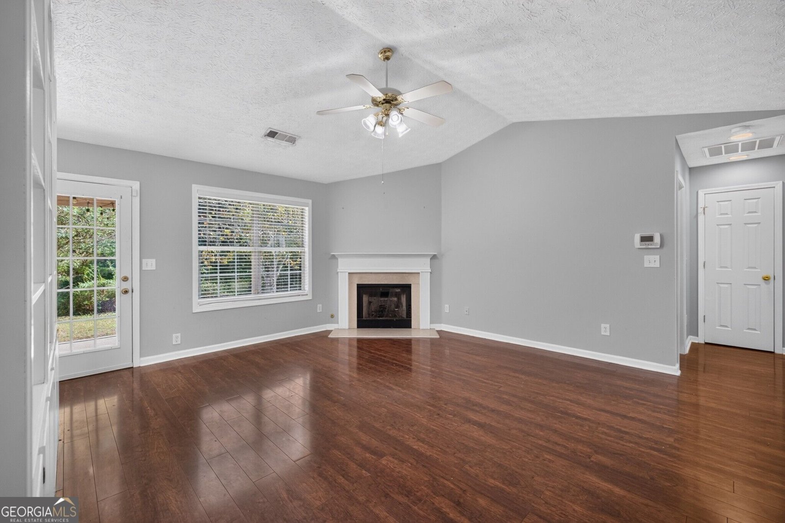 6285 Huntcliff Drive Flowery Branch - Photo 7