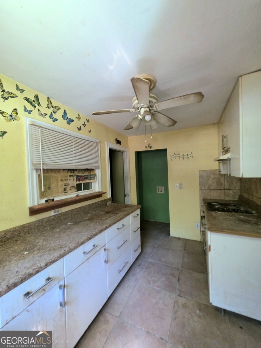 1057 Washington Road East Point - Photo 6