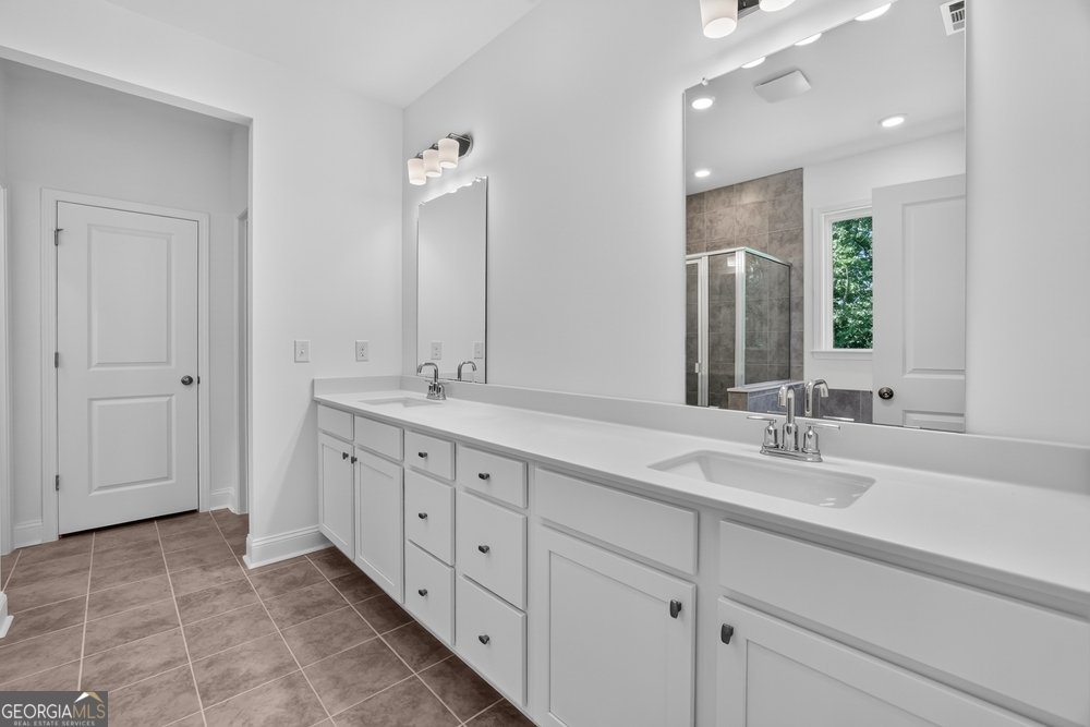 8935 Avonbrook Close Ball Ground - Photo 12