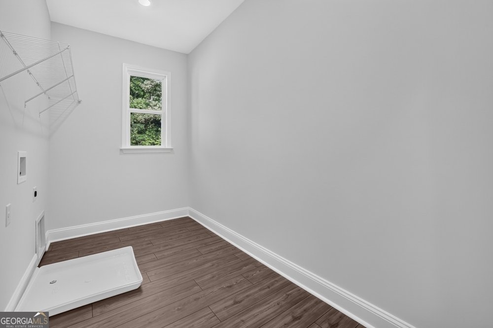 8935 Avonbrook Close Ball Ground - Photo 31
