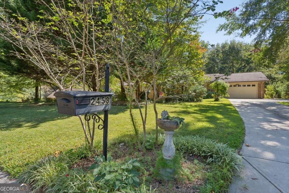 2458 Emory Lane Marietta - Photo 7