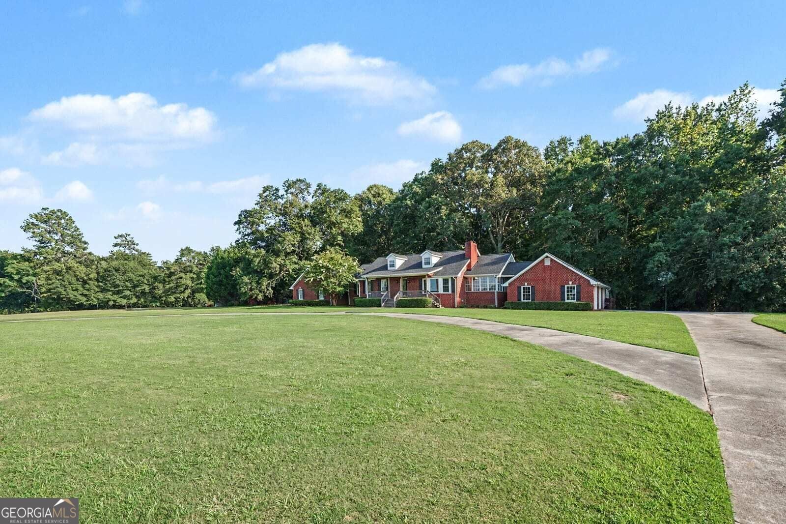 585 P J East Road Covington - Photo 7
