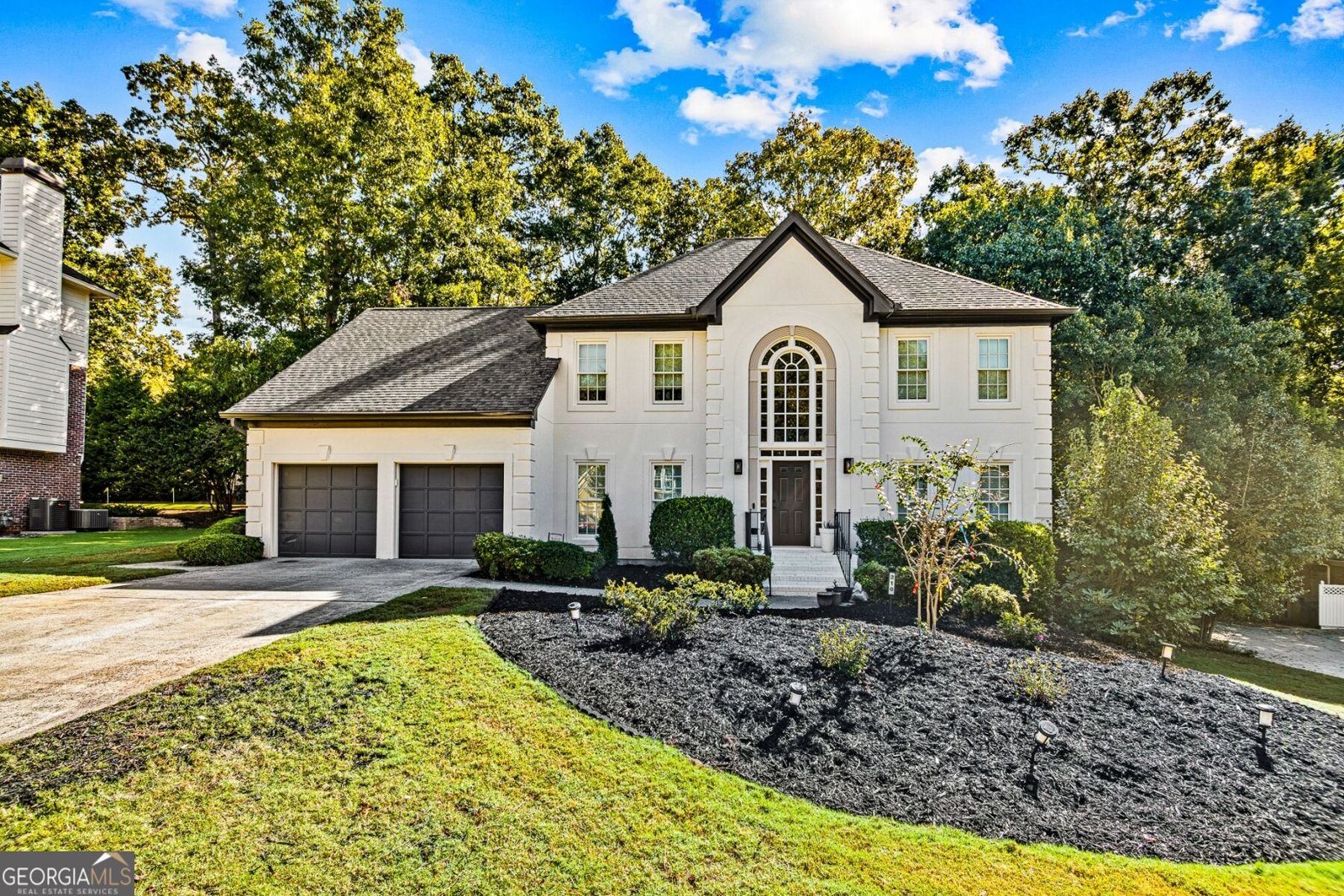 210 Sandridge Court Alpharetta - main photo