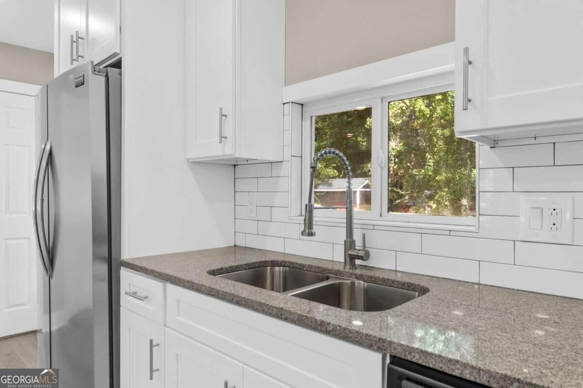 2780 Long Way Decatur - Photo 9