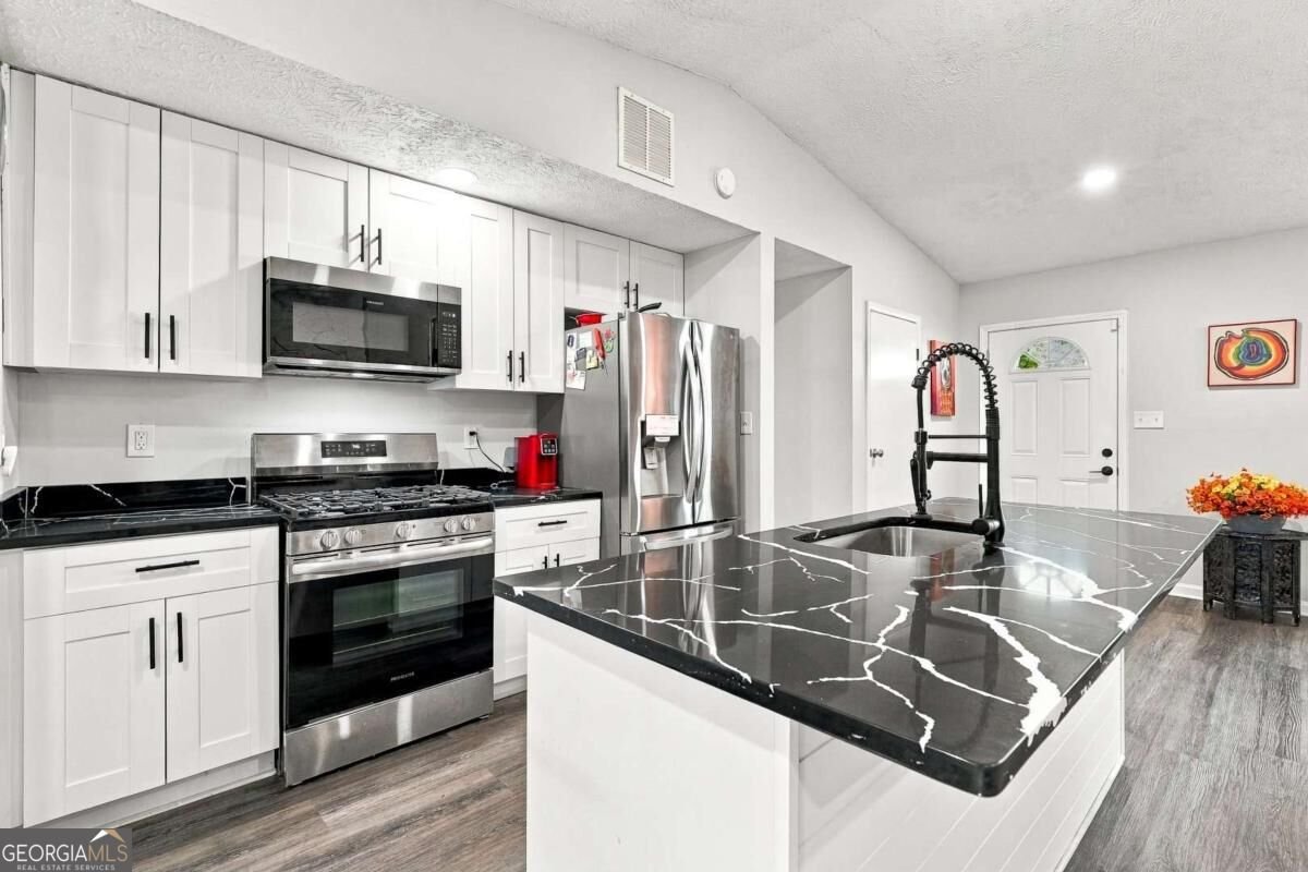 1262 Muirforest Lane Stone Mountain - Photo 14