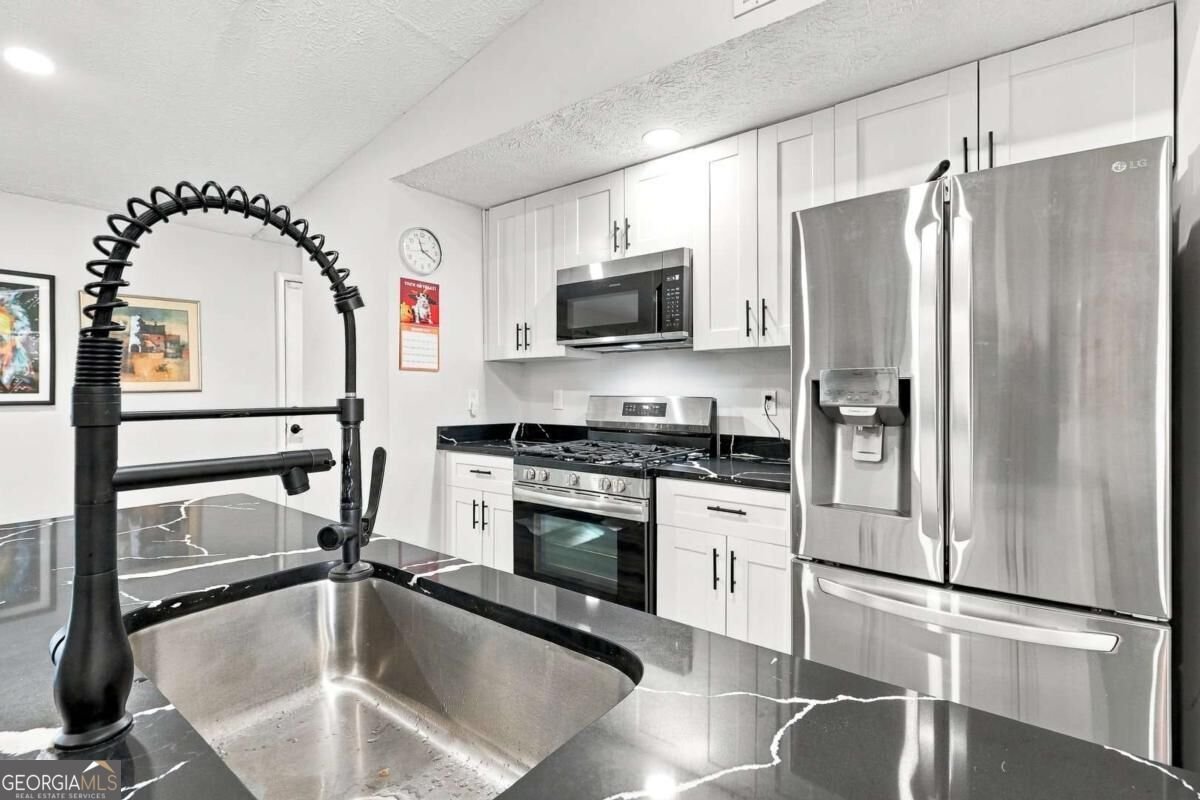 1262 Muirforest Lane Stone Mountain - Photo 17