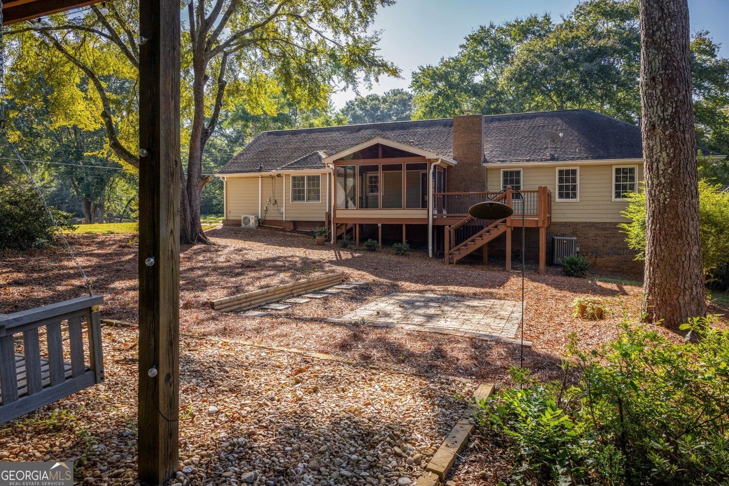 5011 Stones Crossing Drive Lilburn - Photo 32