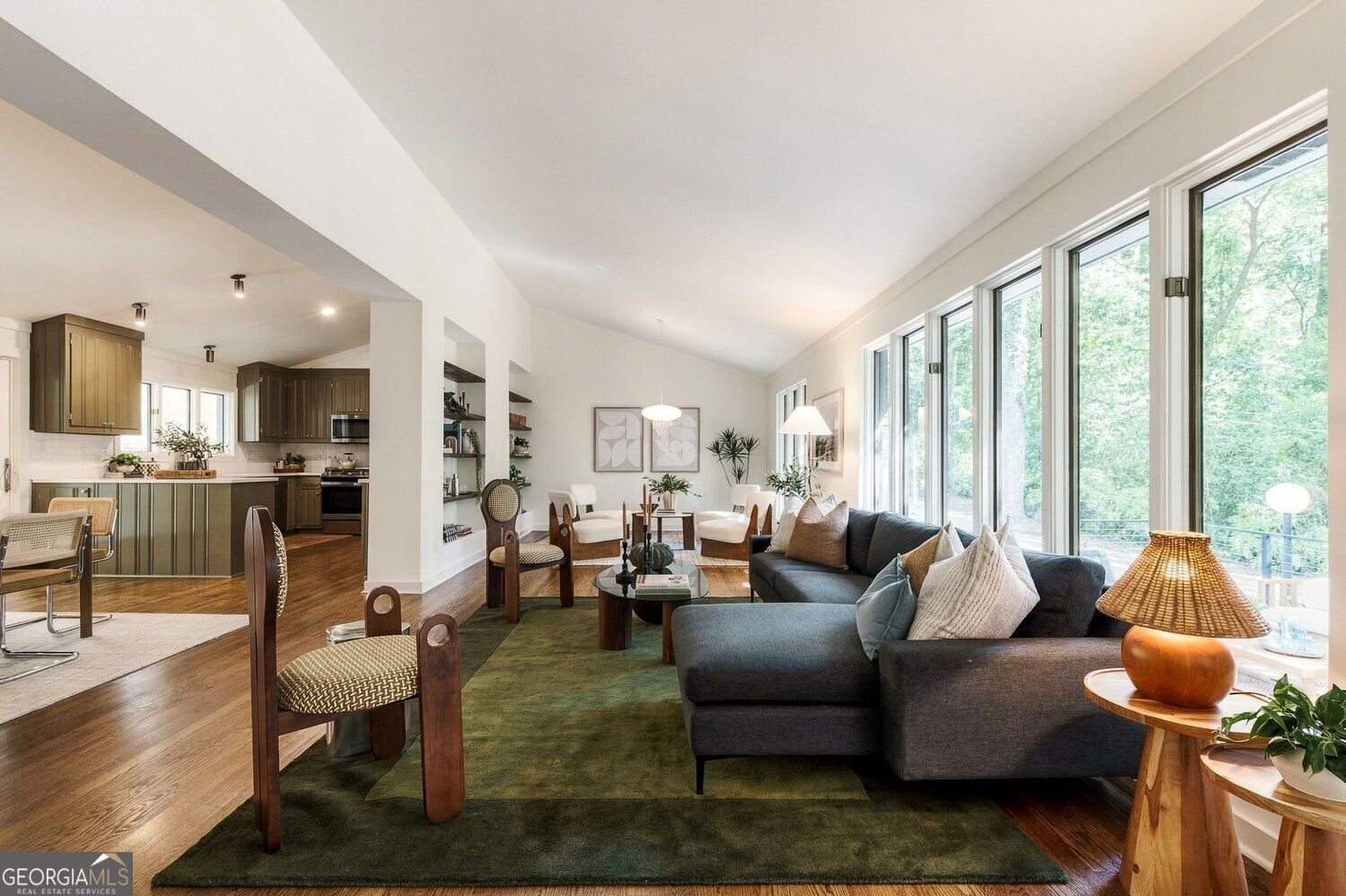 922 Barton Woods Road Atlanta - Photo 14