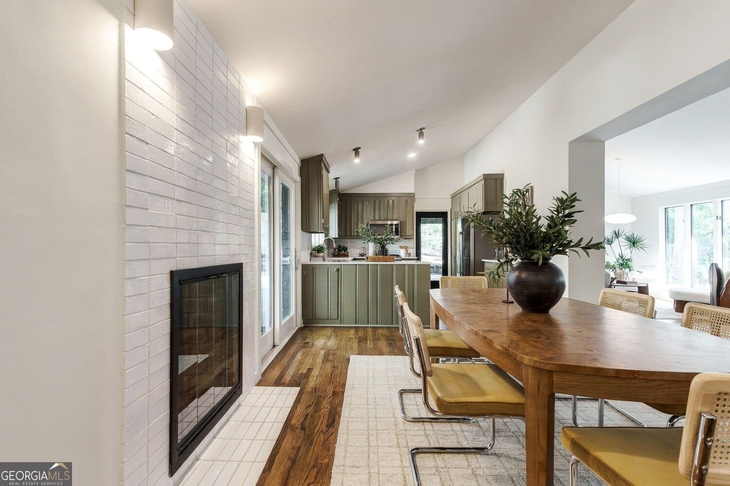 922 Barton Woods Road Atlanta - Photo 32