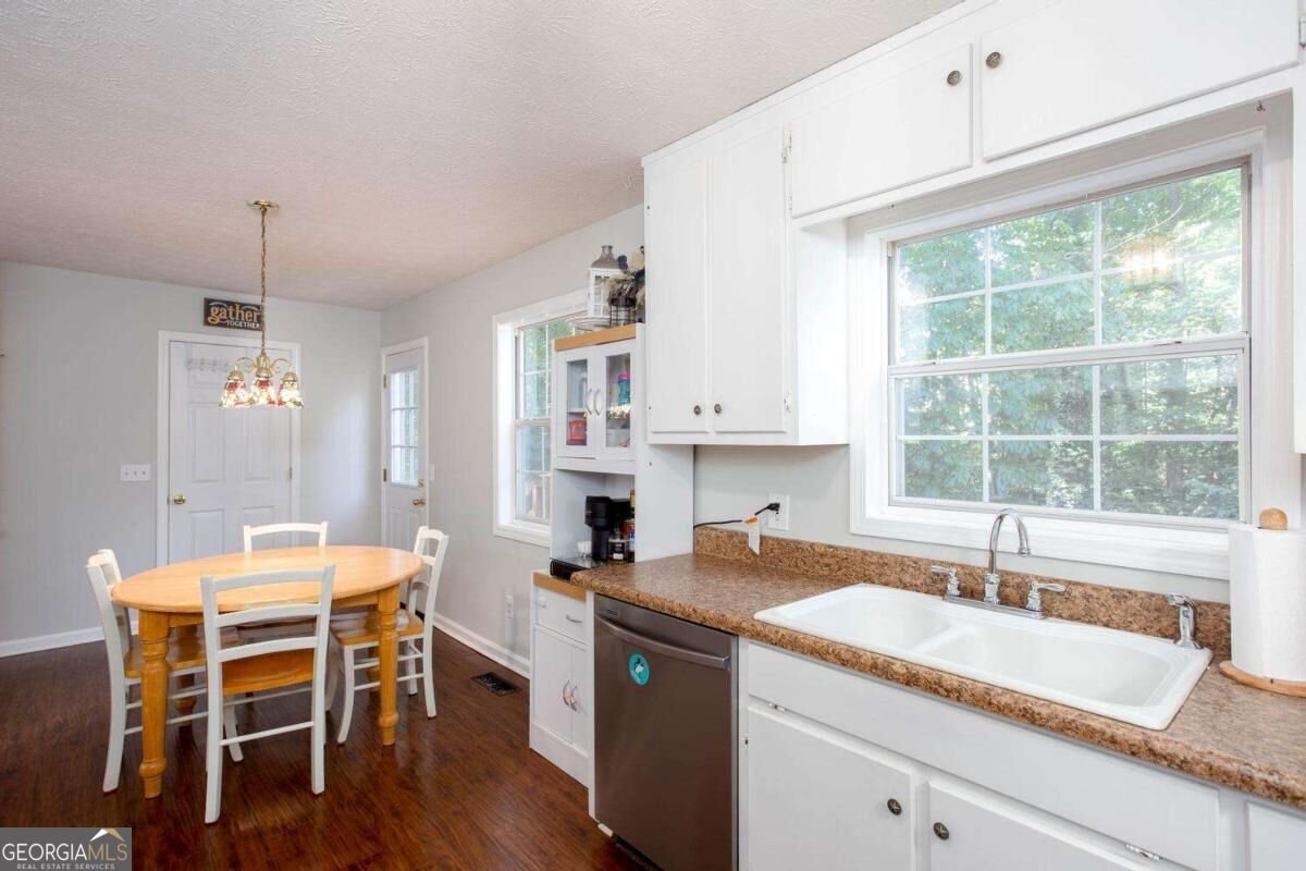 2430 Trenton Drive Canton - Photo 10