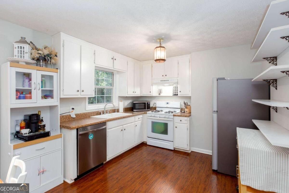 2430 Trenton Drive Canton - Photo 8