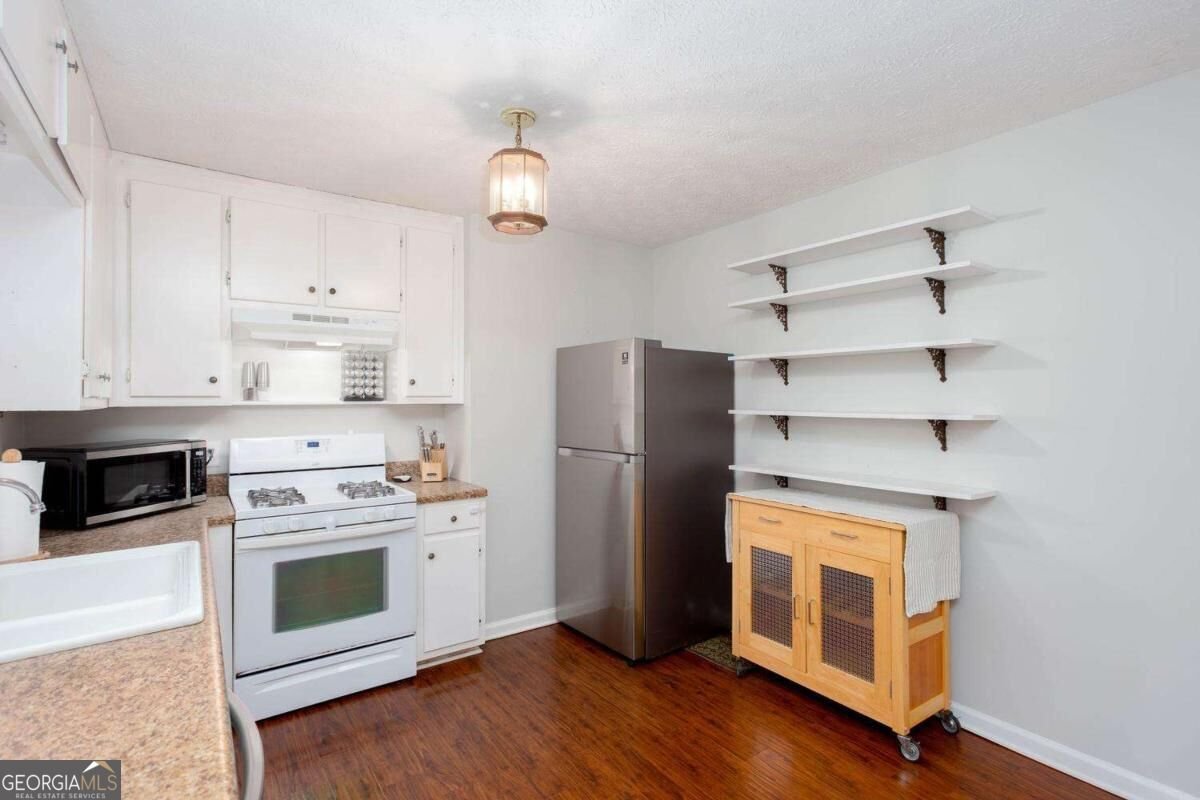 2430 Trenton Drive Canton - Photo 9